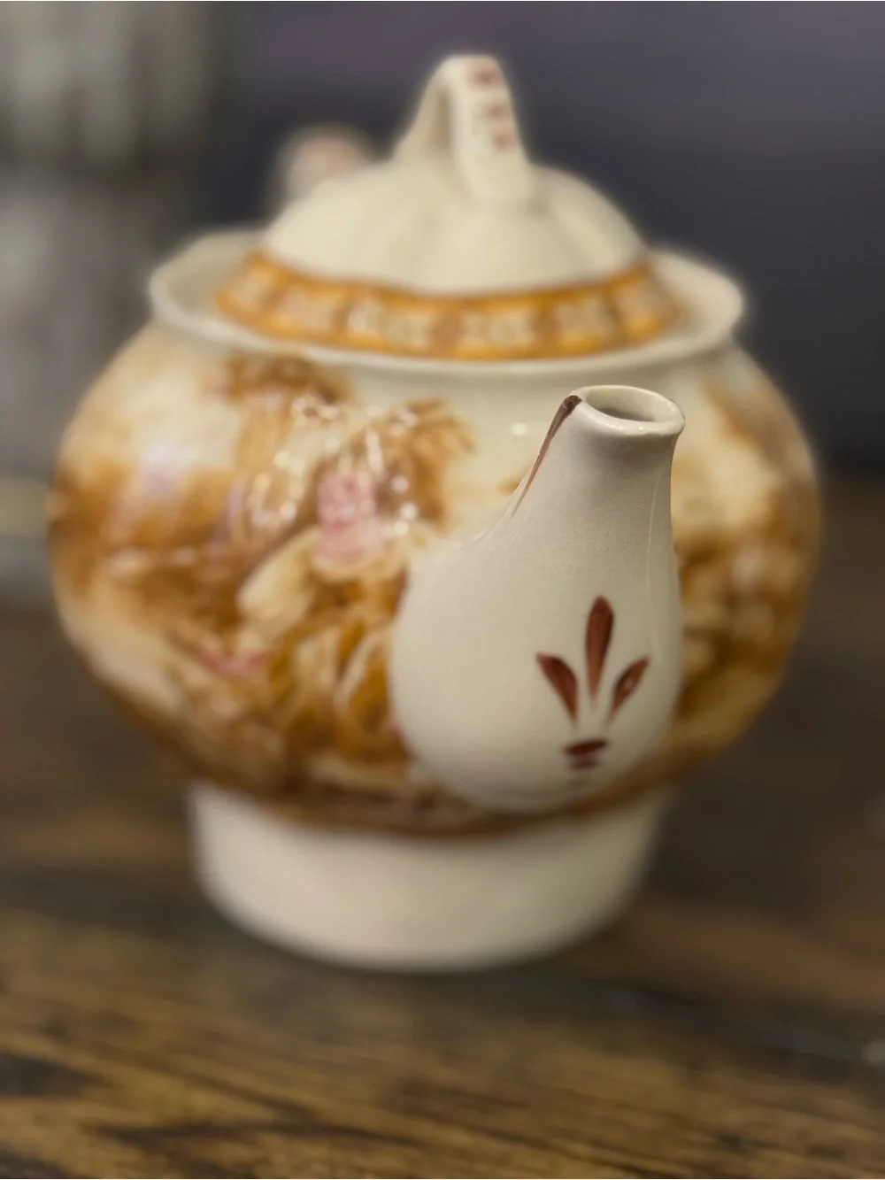 19th  Century British Staffordshire Pottery. Victorian Tea Pot